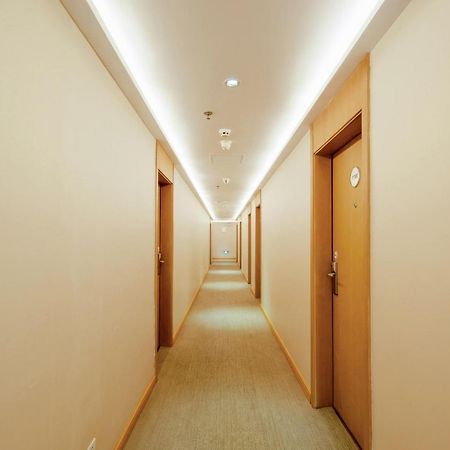All Season Kunming Zhengyifang Pedestrian Street Hotel エクステリア 写真